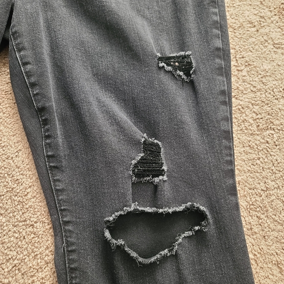 Old Navy power straight high rise Distressed black size 20 - Picture 5 of 7